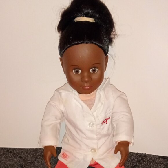 BATTAT AFRICAN AMERICAN OUR GENERATION 18" DOCTOR MEAGAN DOLL WITH BROWN EYES - Picture 4 of 6